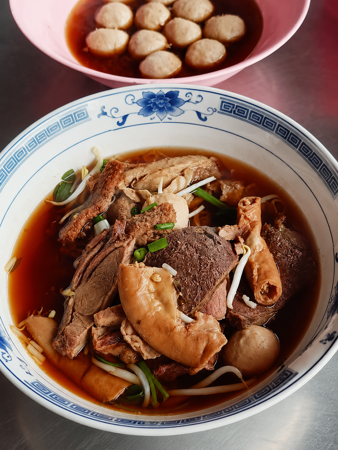 ก๋วยเตี๋ยวเนื้อเจ้ง้อ